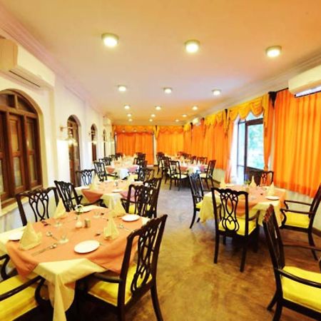 ฟอร์ต ขีจรรลา Hotel Khejarla ภายนอก รูปภาพ