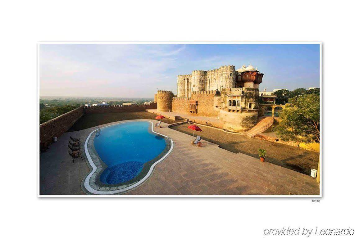 ฟอร์ต ขีจรรลา Hotel Khejarla ภายนอก รูปภาพ