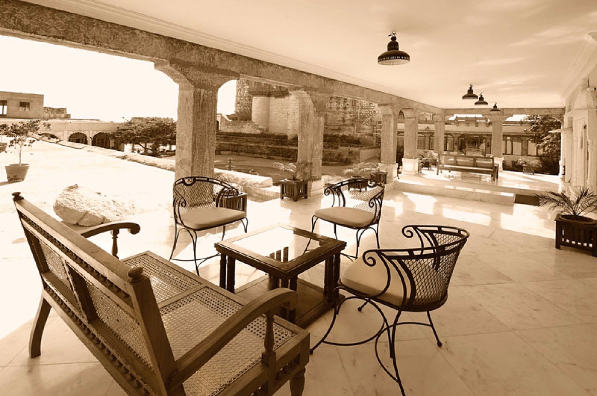 ฟอร์ต ขีจรรลา Hotel Khejarla ภายนอก รูปภาพ