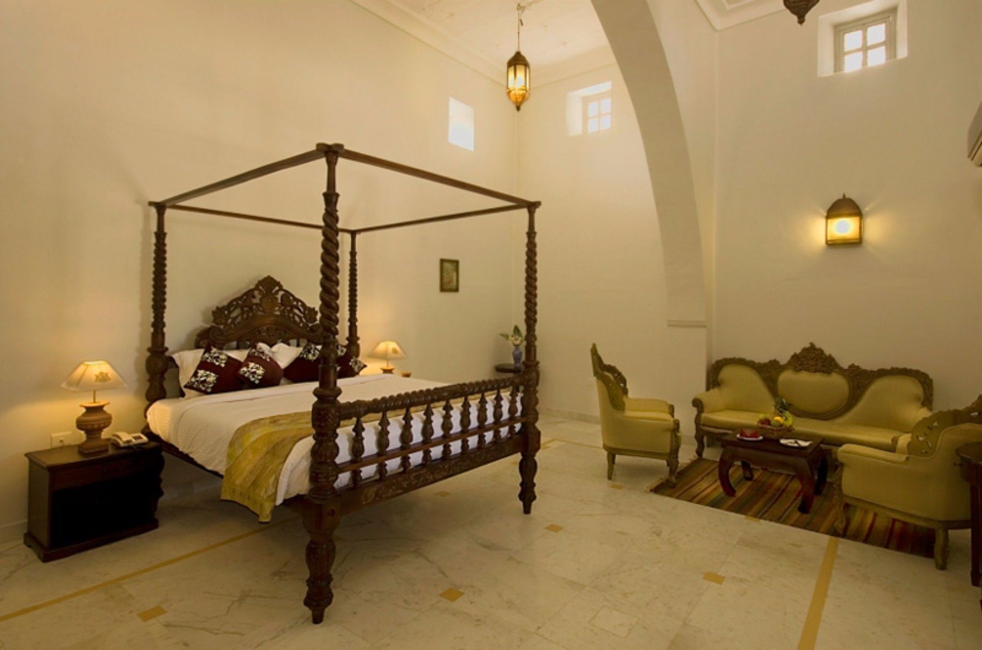 ฟอร์ต ขีจรรลา Hotel Khejarla ภายนอก รูปภาพ